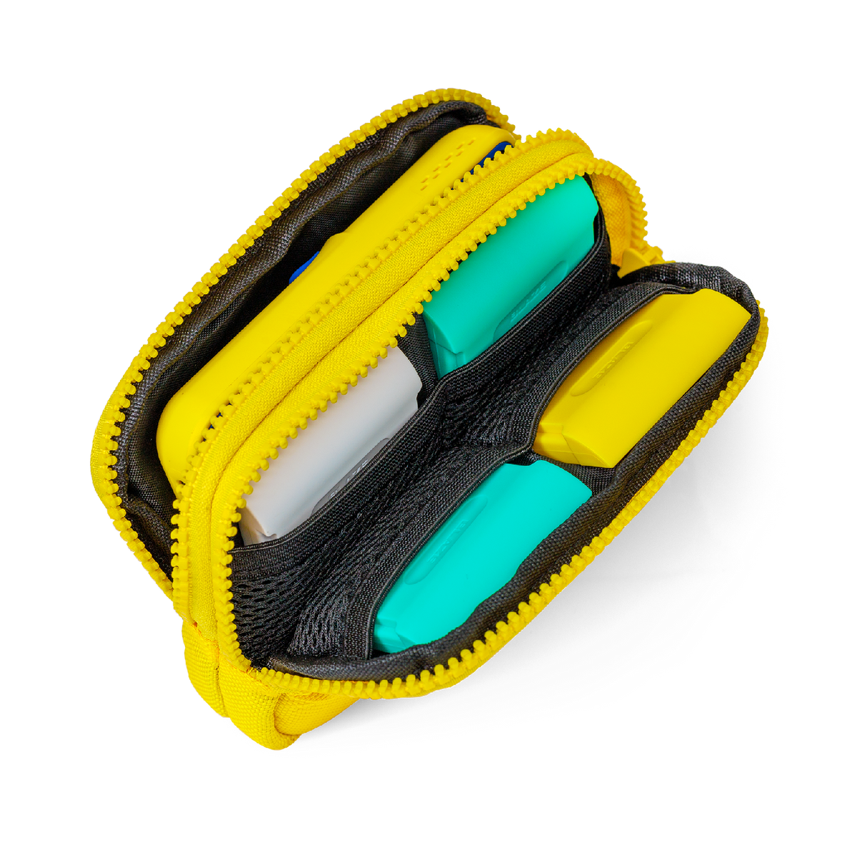 HyperMegaTech! Capcom Super Pocket Case Bundle